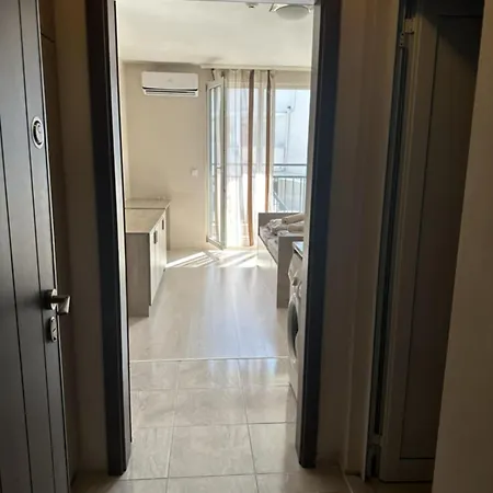 Apartment Good Morning